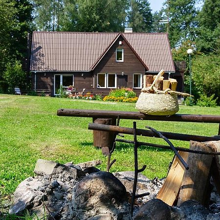 Gasthaus Poilsio Baze Latežeris Exterior foto